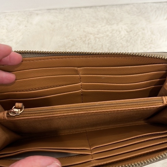 FOSSIL gold sparkle wallet zipper close coin section - Picture 8 of 15